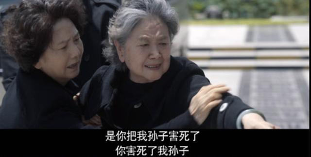 张国立是哪里人，张国立个人履历（“封路”谁给的特权）