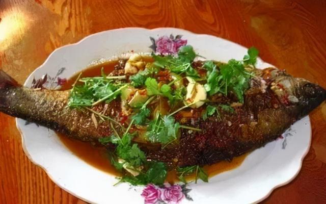 秦皇岛海鲜最肥美的季节，2022秦皇岛最强海鲜日历来了