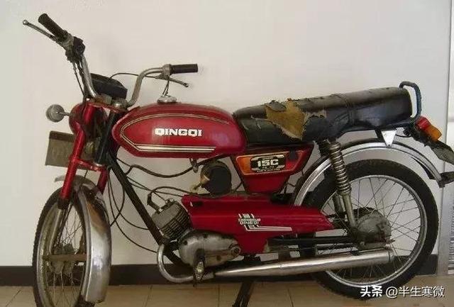 厦门轻骑摩托车，轻骑摩托车种类介绍（轻骑牌15型摩托车送电报的摩托车）
