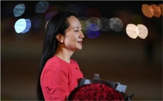 孟晚舟和前夫有多少个儿子和女儿，2段婚姻四个孩子