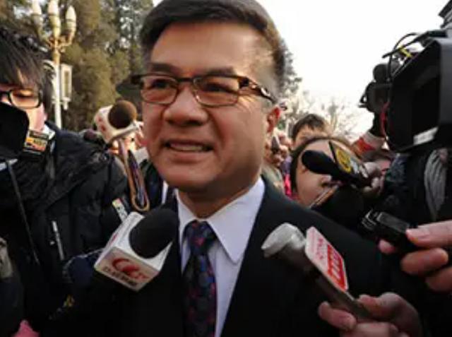 卸任驻华大使的骆家辉疯狂捞金，华裔骆家辉（靠一张中国脸成为美国高官）