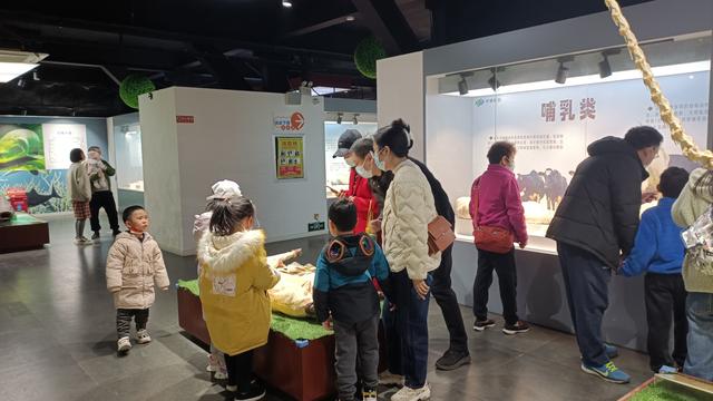 郑州周边好玩的地方，郑州周边适合遛娃的地方（郑州西环人少景美的8大遛娃地）