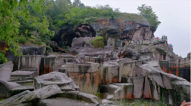 蛇洞，自然密码蛇洞之谜