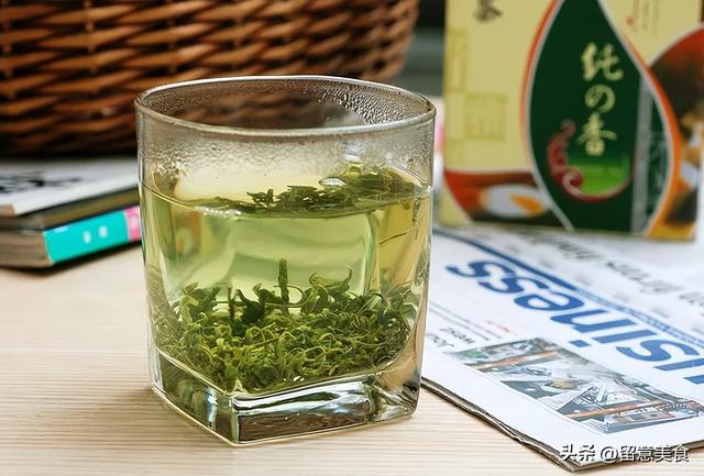 10种茶的冲泡方法，泡茶直接倒热水