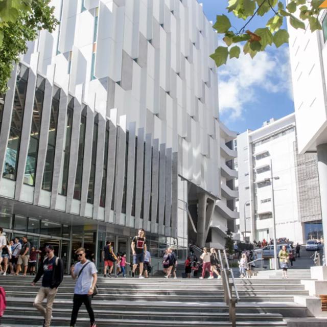 新西兰八大名校学费，2022年新西兰8所国立大学学费汇总（新西兰留学八大名校你都知道吗）