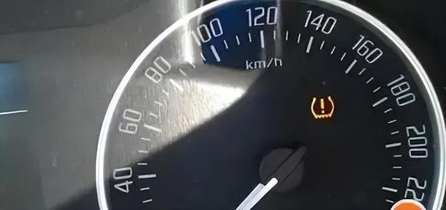 车辆警示灯大全，汽车最全指示灯大全