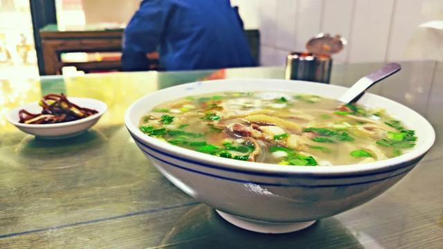 济宁四大美食排行，外地人却直摇头：实在吃不下