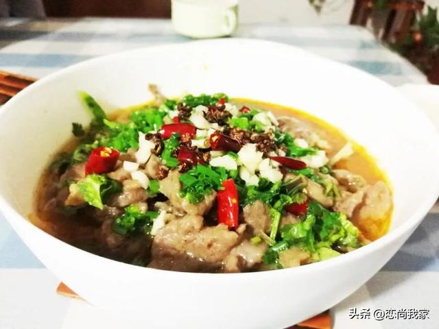 羊肉配什么菜好吃，这个季节吃羊肉配什么菜好吃（羊肉片别总是涮着吃）