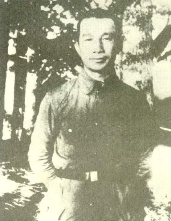 开国大将和开国元帅区别，对比开国第一大将与排名第十元帅各时期的职务与功绩