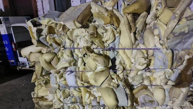 比办加工厂轻松，在家开什么小型加工厂不愁销路