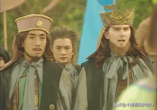 倚天屠龙记小昭张无忌比武，圣火令重现江湖