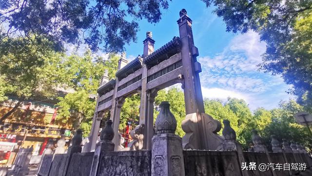 西安的钟楼是多少人记忆中的景点，穿行西安北院门