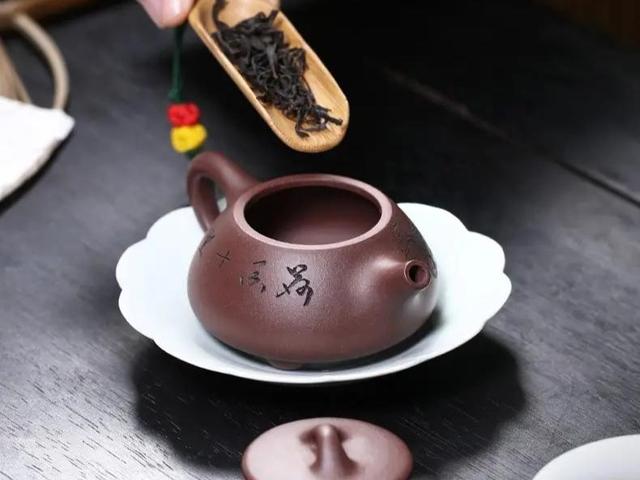 紫砂壶十大经典壶型，紫砂壶的十大壶型（这5种壶型却让人爱不释手）