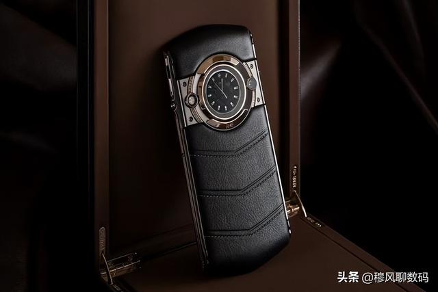 8848手机怎么样，8848的7.9英寸手机怎么样（6+256G降8000后你会买吗）