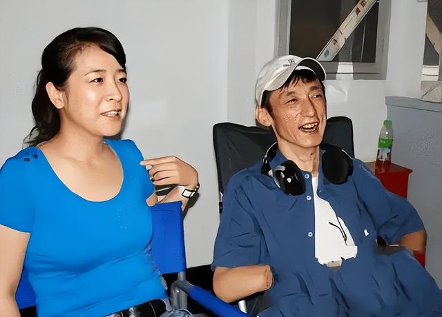 陈小艺老公刘惠宁，52岁陈小艺婚后绯闻（丈夫坐轮椅她却多次牵手小鲜肉）