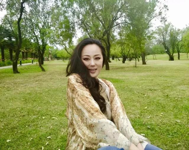 章小蕙年轻时的美貌，看了20岁的章小蕙超漂亮照片