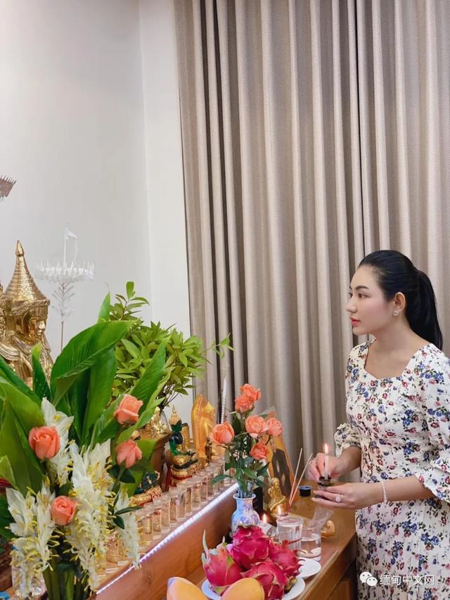 缅甸点灯节完整，实拍缅甸点灯节盛况