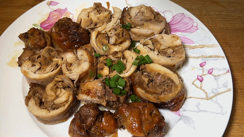 大鸡腿怎么烤又酥又香又好吃，鸡腿剔除骨头蒸一蒸