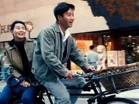 100种爱的方式，100种浪漫约会方法（为你准备了100种表白方式）