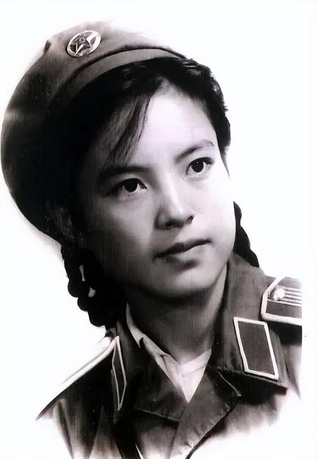 解放战争电影1000部故事片，百部旧电影解放战争故事片