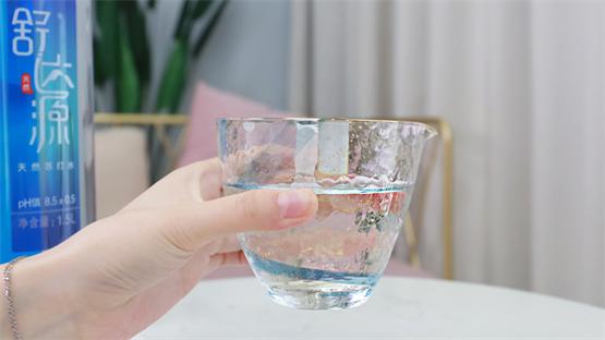 夏日补水首选舒达源天然苏打水，精选10款清爽柠檬味苏打水推荐