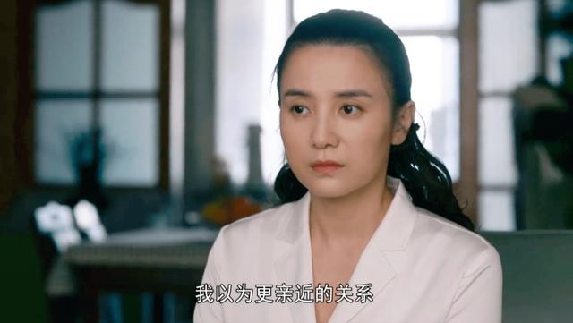 袁泉都出演过哪些优秀的电影，才华横溢的中国影视女演员和歌手