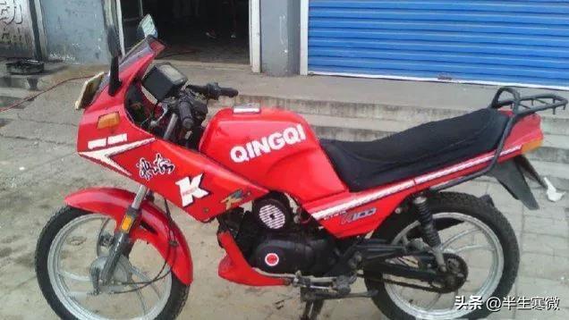 厦门轻骑摩托车，轻骑摩托车种类介绍（轻骑牌15型摩托车送电报的摩托车）