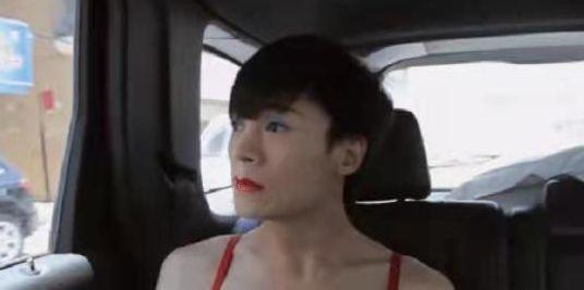 泰国变性真实事件，人妖李二毛为爱情变性