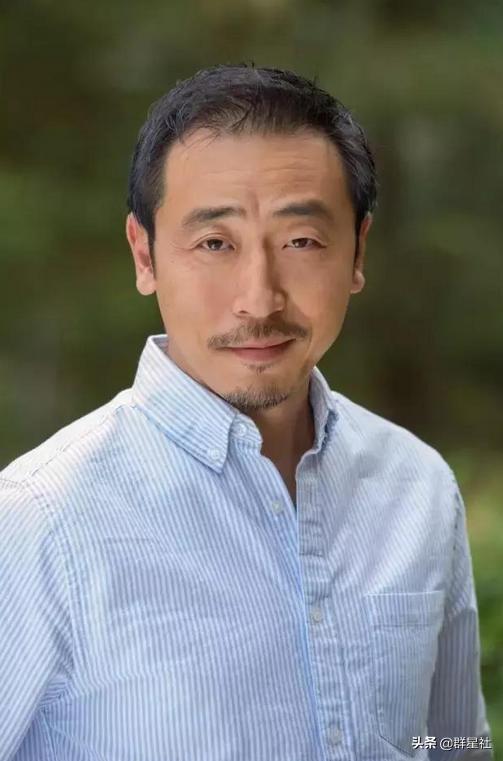 李丰田年轻时候，“李丰田”演间谍刷新人渣下线