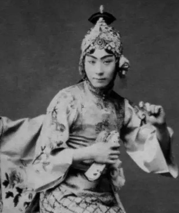 荀慧生的三位妻子，荀慧生葬礼