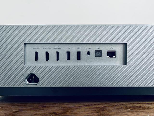 峰米小米激光电视对比评测，万元全色激光电视到底好不好用