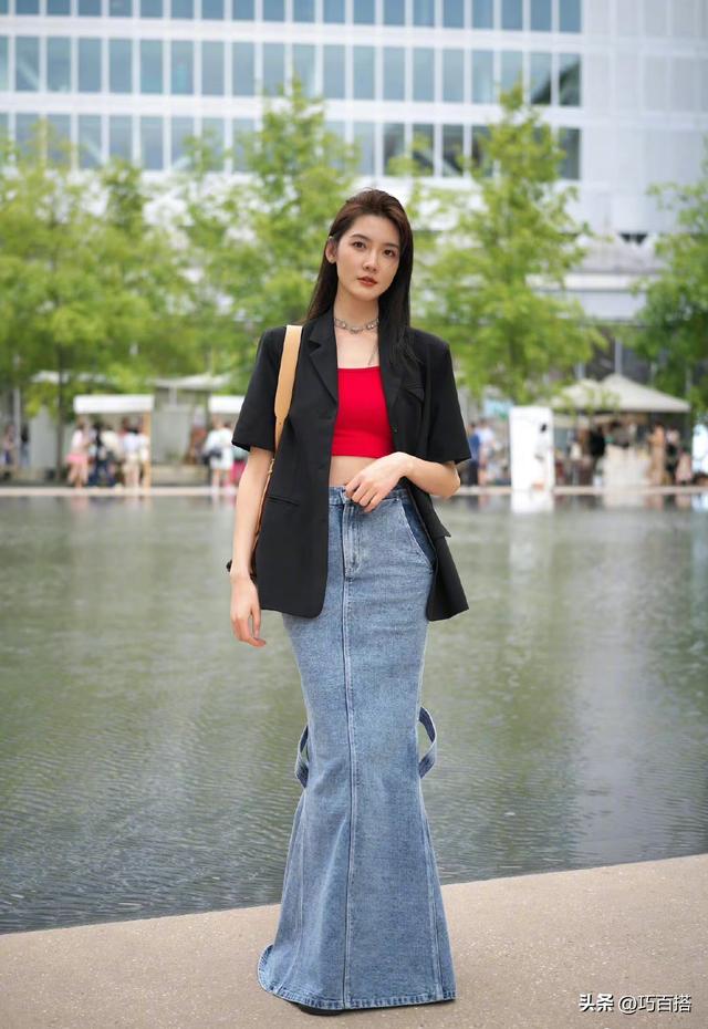西装阔腿裤搭西装上衣，别再用西装搭西裤了