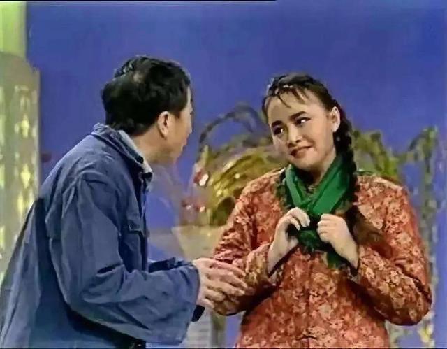 历年春晚回顾合集，央视春晚走过40年