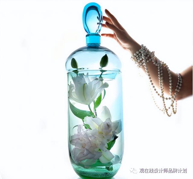 258个设计作品，精选20个A