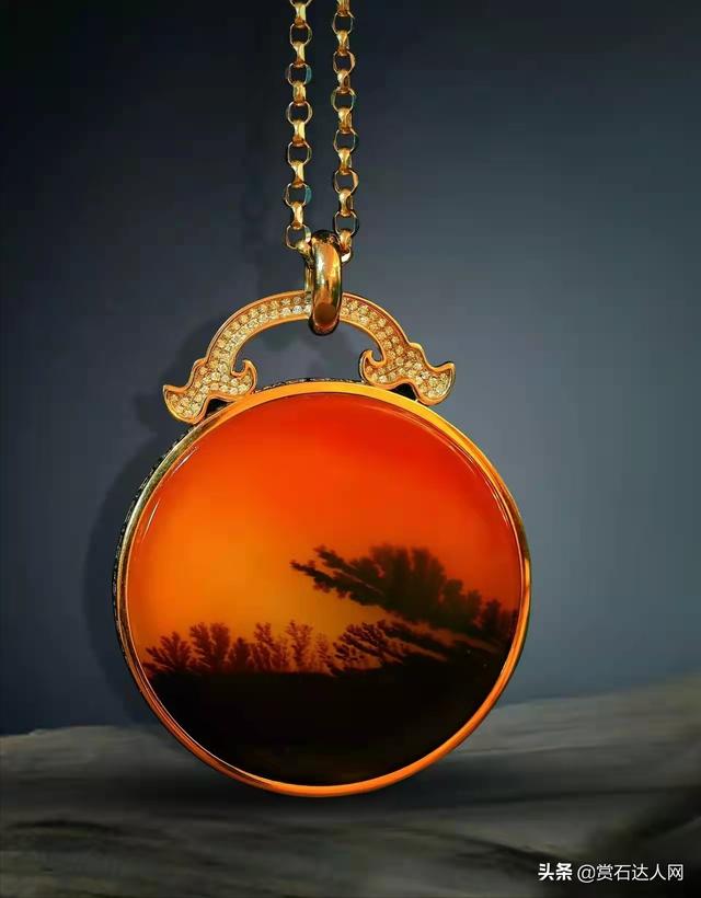 最新黄龙玉珍品原石，被冠名为《国玉》的黄龙玉