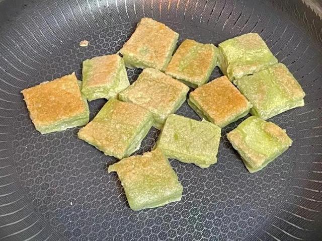 最简单青团艾草做法，艾草别只做青团