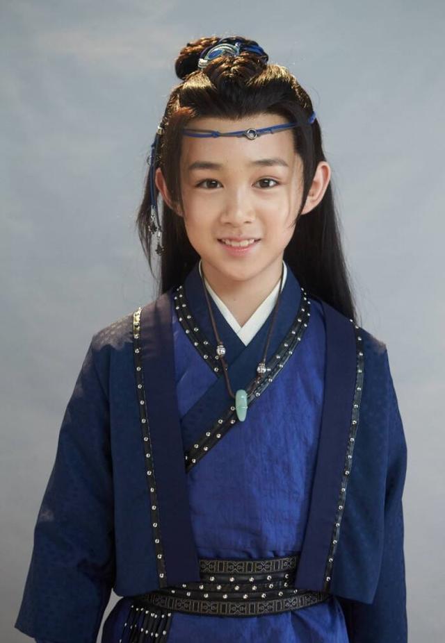 易烊千玺演技前辈评价，为什么说易烊千玺的演技好