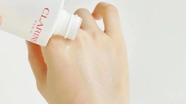 兰蔻补水保湿水好用吗女士，热门好用大牌爽肤水