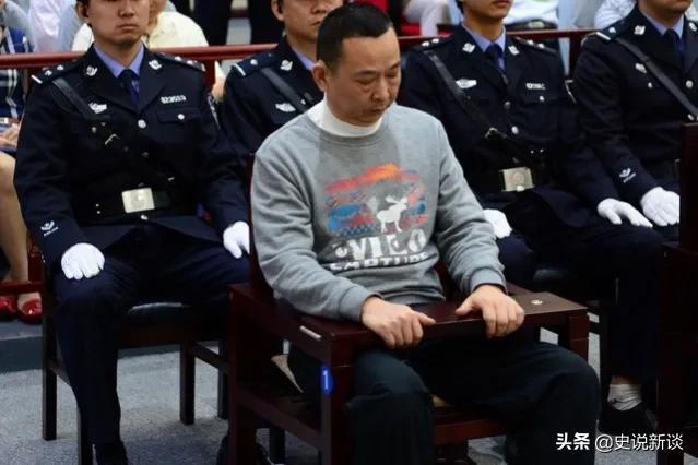 四川百亿富豪被捕，拥有400亿元的四川刘汉被捕后（四川刘汉怎么犯罪的）