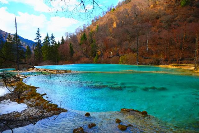 四川旅游景点九寨沟介绍，九寨沟最全游玩攻略