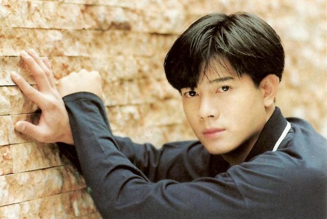 方中信个人资料简介及，内幕主演阵容强大