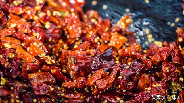 四川红油辣椒简单做法，这样做3种辣椒混合一起不但能炒菜