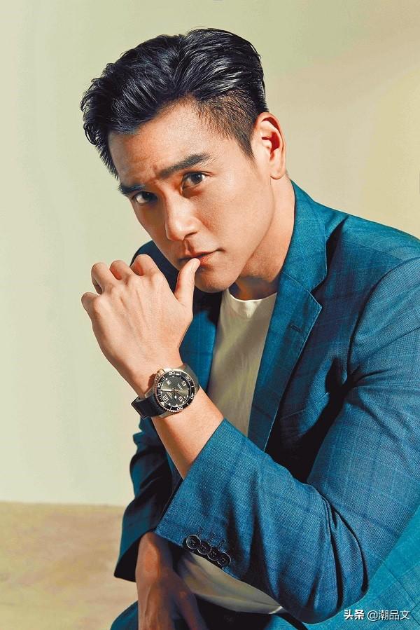 手表戴在左手还是右手，手表应该要戴在左手还是右手呢（为什么手表要戴在左手呢）