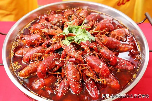 成都新东方烹饪学院，成都新东方烹饪技术学院（初中生毕业可以上哪些学校）