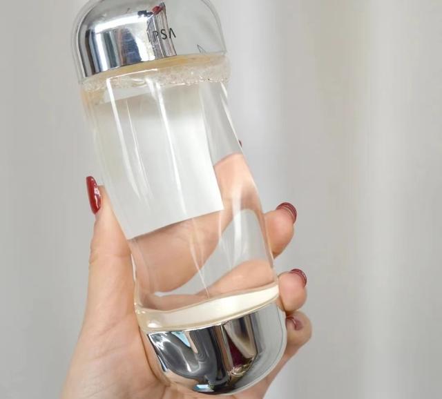 兰蔻补水保湿水好用吗女士，热门好用大牌爽肤水