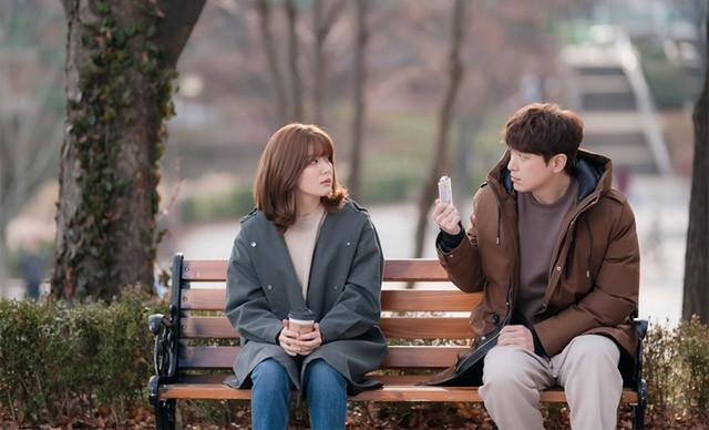 黑暗荣耀更新频率，韩剧《黑暗荣耀2》开播一天