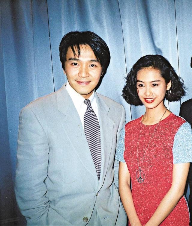 朱茵谈周星驰和黄贯中，曾坚持反对婚前亲密行为