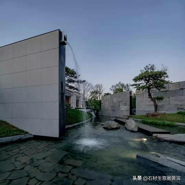 砂岩是什么岩石，泥岩和砂岩页岩的主要区别（哪些岩石中有宝石？—化石）