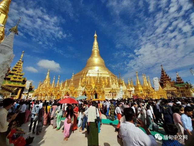 缅甸点灯节完整，实拍缅甸点灯节盛况