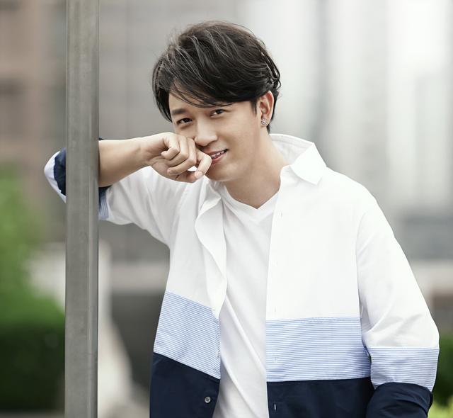 罗志祥 新专辑，罗志祥谈今年会出新专辑（罗志祥新专辑竟用直播来宣传）